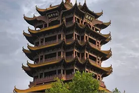 武汉大学不兼并另两所211高校和1所医科大学，能否成为985高校？图片