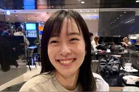 30岁石川佳纯偷偷看马龙比赛被拍，暗恋马龙9年，至今仍然单身图片