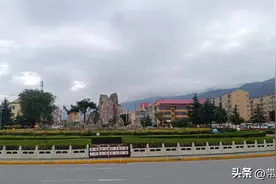 夜宿太白县图片