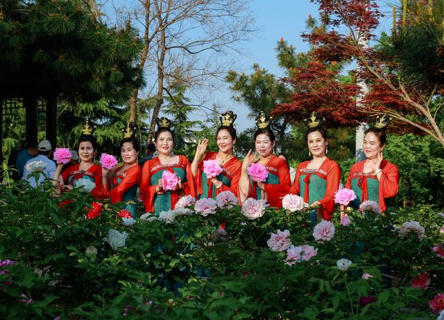 国色天香 旗韵芳华——牡丹园赏花雅集