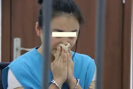 女主播“翻车”现场！贩卖淫秽视频一年，竟换来“银手镯”一副！图片