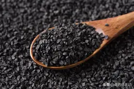 男人吃韭菜籽配枸杞子，有什么帮助？一动就狂出汗，吃什么中药？图片