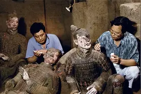 兵马俑是用“活人”烧制的？陕西一兵马俑裂开后，真相才水落石出图片
