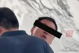 离谱！女子点外卖物业不让进,女子就地开餐,成功送物业上热搜图片