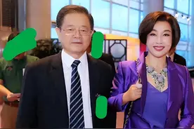 刘晓庆突然卖澳洲9000万豪宅，处理富豪老公送的礼物，原因为何？图片