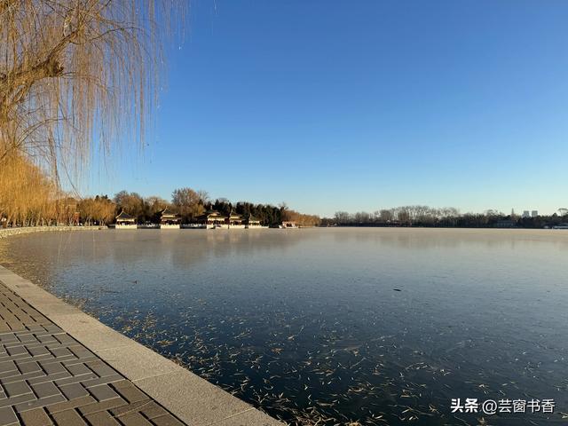 30分钟治愈你的焦虑，带你漫步最治愈的公园之一：北海公园