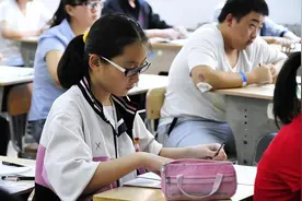 放假通知!中小学2024寒假时间确定了!家长却表示难以接受图片