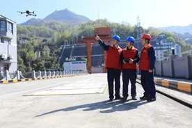 国网安康水电厂：无人机巡检 筑牢水库大坝安全防线图片