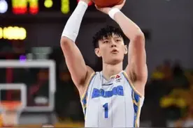 曾凡博！你快走吧！你不欠北京的！在待下去，我怕你得肩周炎！图片