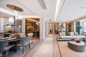 冲上热搜！提前订好房，却突然涨价要补3倍差价？网友：太离谱图片