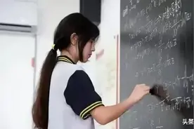 “中专女生姜萍如何凭借惊人数学天赋逆袭成为全球第12名天才？”图片