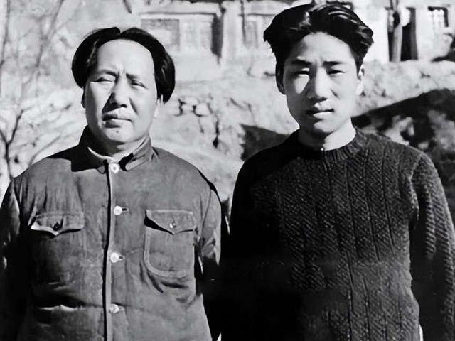 如果毛岸英不牺牲，毛主席会不会让他接班？历史早就给出了答案