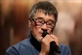 3个孩3个妈。让林忆莲怀孕，3婚娶小27岁娇妻，66岁李宗盛怎能休图片