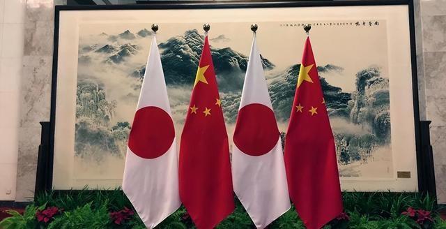 中方舰艇编队刚进钓鱼岛，日本就动手了，不到24小时，美军也下场