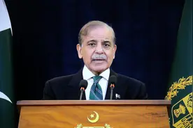 巴铁杀人诛心，大胜印军后既谢中国，还表示：特朗普对我们非常好图片