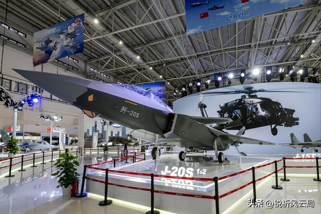 歼20S解锁反舰技能，美军航母遇最大克星，鹰击导弹+隐身作战碾压