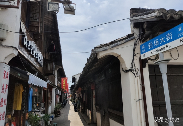 别再复制粘贴了！古镇的生死十字路口，烟火气该咋留？