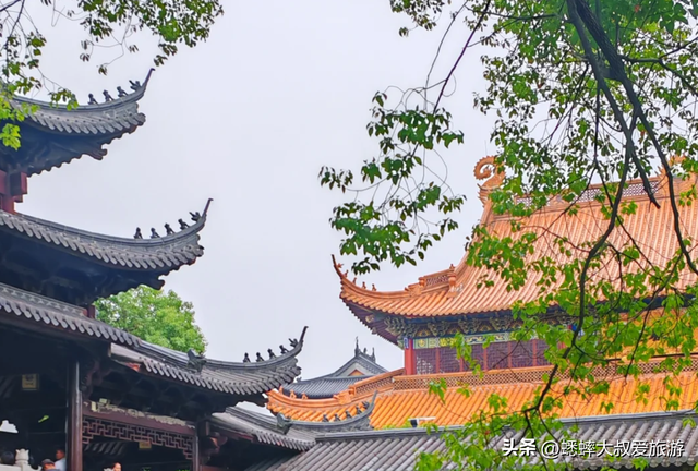 来浙江“度假古镇”吧，这里烟火气与老字号齐全，有着书中世界！