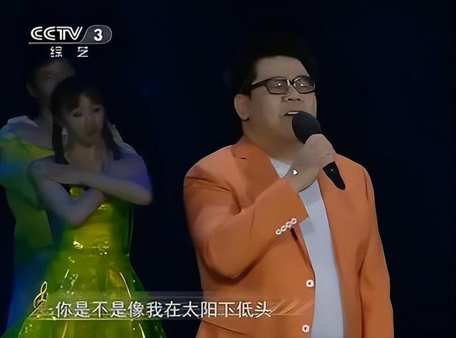 善恶终有报！狂妄自大的“盲人”歌手杨光，终究付出了惨痛代价