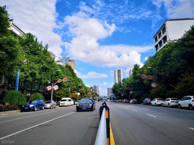 刚从湖北恩施回来，一共去了8个景点，说一些自己的真实感受！