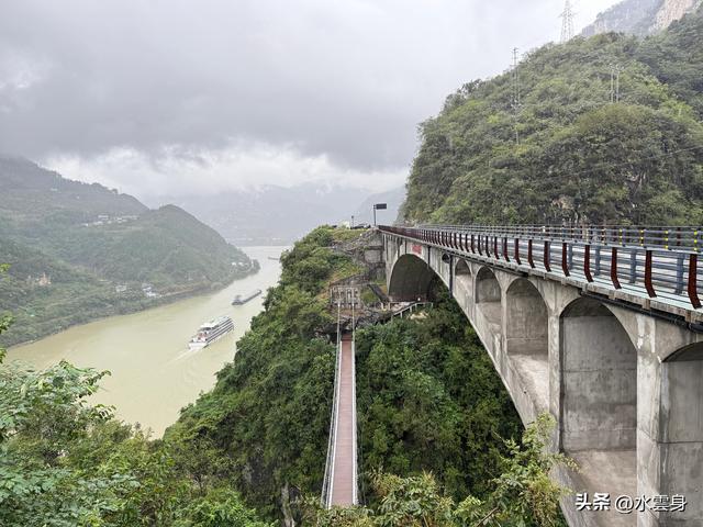 北京自驾长江三峡，神农架之旅（3）