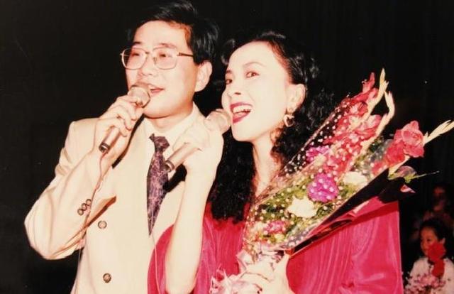 回国5天后安详离世！生前花20万美元盖学校，弥留之际包机回中国