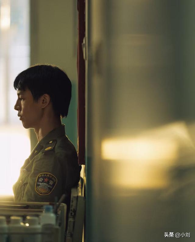 仅播6集，就轻松冲上飙升榜第一，不愧是你们盼一年的黑马悬疑剧