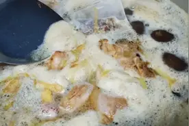 煮肉的浮沫，是脏东西还是精华，很多人没搞明白，难怪肉吃着不香图片