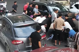 66秒抬车救人！ 黄石受伤小女孩恢复良好图片