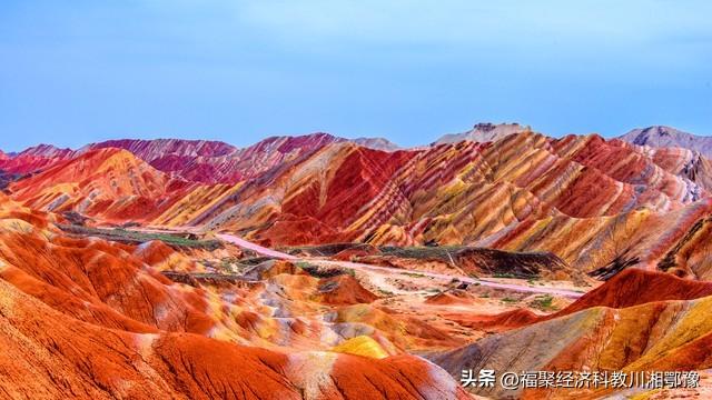 帐篷旅游带来乡村的生机