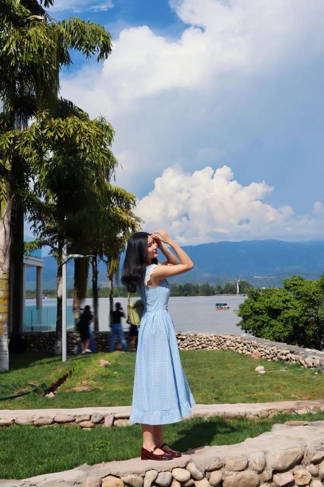 比大理浪漫！比昆明更近！高铁直达阳光小城，2万株蓝花楹美疯！观海登山，美食吃到爽！