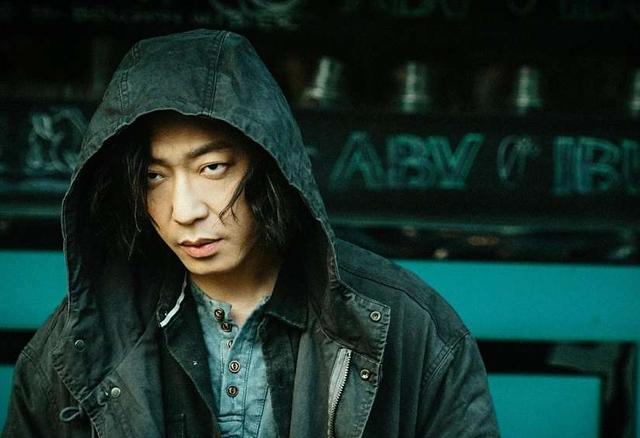 一口气看6集，越看越上瘾，不愧是今年最好看的悬疑剧