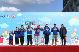 60个孤独症家庭参与！公益马拉松行动在哈尔滨举行图片