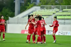 韩国红天使再度来袭！两大旧将要与老东家扳扳手腕图片