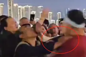 非蠢即坏！重庆两女子穿和服跳舞被围攻后续：身份曝光动机不单纯图片