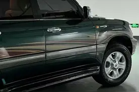 花17万买辆07款陆巡，车友表示：很稀有，这才是真正越野车图片