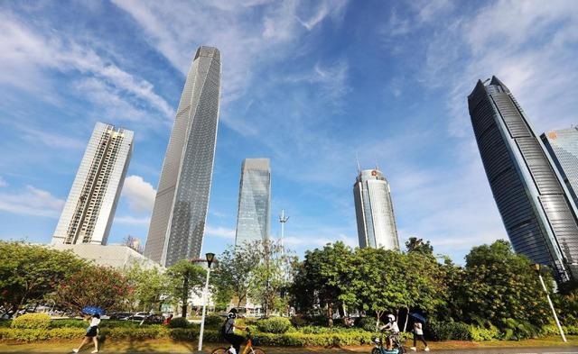 从东莞去杭州住了一个月，说真心话，东莞和杭州比还是差太远了！