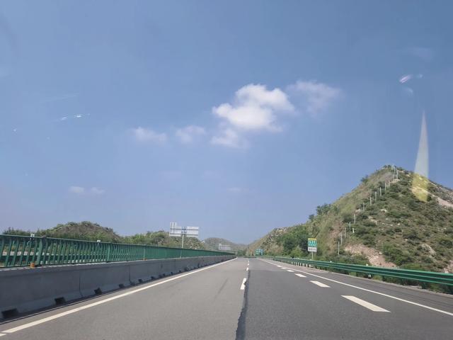 带娃去北极村,第一站从郑州出发到赵州桥打卡,投宿涞源县。
