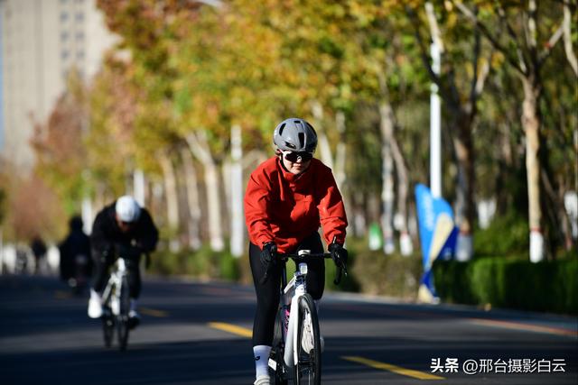 信都区总工会：七里河绿道上的骑行狂欢