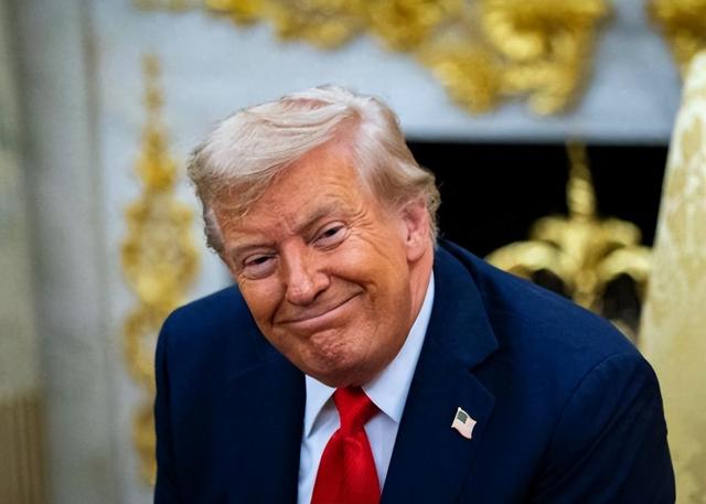 中方话音刚落	，特朗普通告全世界：税率加到200%！首个牺牲国出现