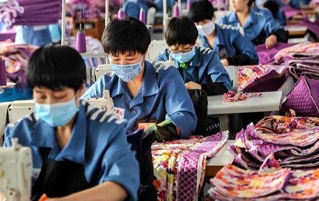 监狱里的女人有多苦？撕开内衣限制与尊严剥夺的隐秘真相