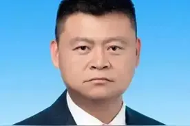 突击检查！湖北“贪虫”付勇落马：学历高 爱伪装 大官大贪图片