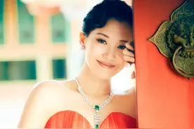 坚决不整容的10位女星，许晴的酒窝、殷桃的痣，看到梅婷后我呆了图片