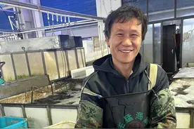 苏州：青鱼热销 淡水鱼市场量增价跌图片