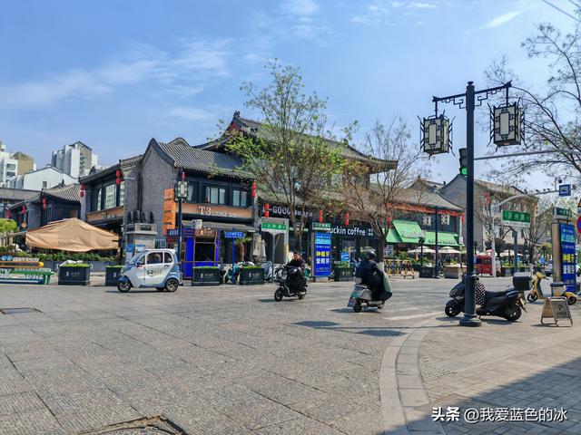 参观临沂市沂州里。城市里就应该多一些这样让市民吃喝玩耍之地