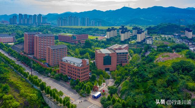 巴南这次押注不小：砸30亿造一座"梦幻之城"，4年后能带来什么？