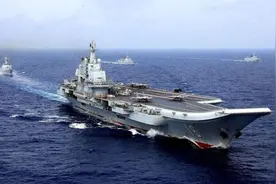 2001年希腊帮中国运回“瓦良格号”，8年后中国的回报让全球羡慕图片