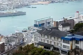 原子弹炸后，百年内不能住人，为何如今广岛和长崎住满了人图片