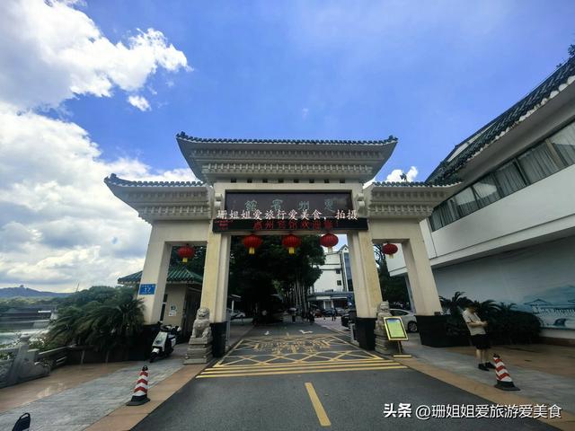 惠州西湖畔的五贤祠，抗战被毁，已很少本地人知晓，游客旧址寻踪
