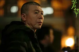 冯小刚离婚后，娶了美人徐帆，但他说愧对两个女人，自己不是东西图片